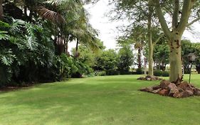 Makarios Lodge